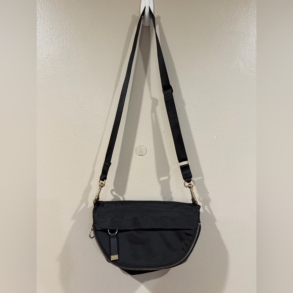 lululemon athletica Handbags - Lululemon Elegant Black Crossbody Bag